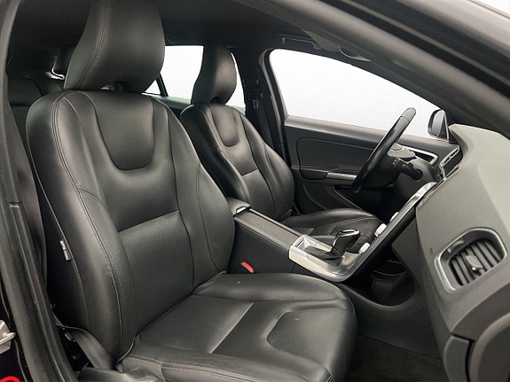 Volvo V60 16 of 26