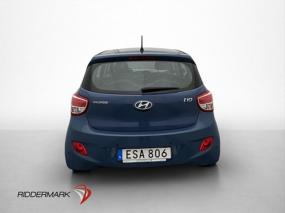 Hyundai i10 6 of 24