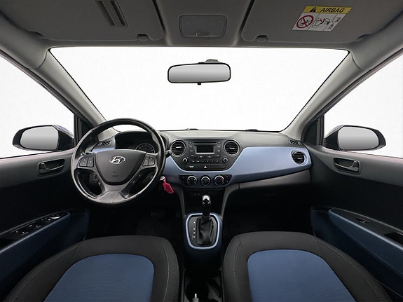 Hyundai i10 12 of 24
