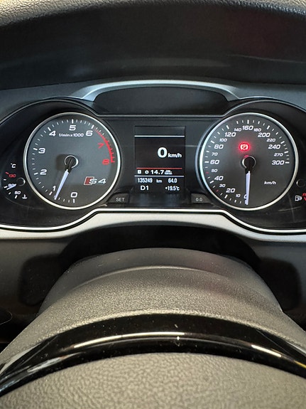 Audi S4 7 of 12