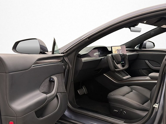 Tesla Model S 10 of 30
