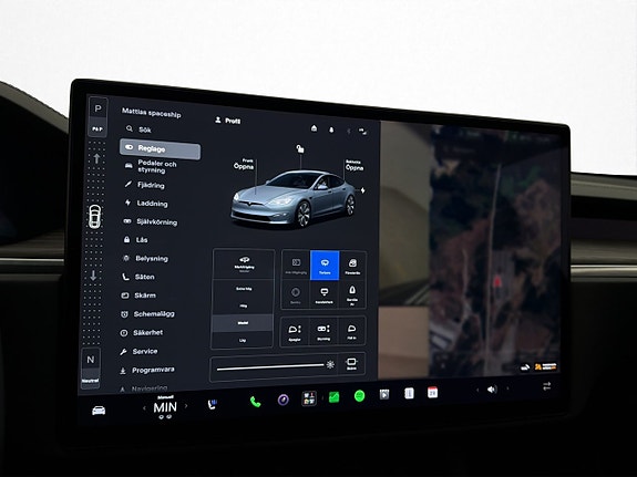 Tesla Model S 21 of 30