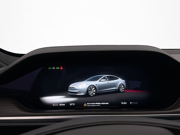 Tesla Model S 15 of 30