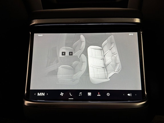 Tesla Model S 26 of 30