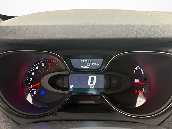Renault Captur 15 of 30