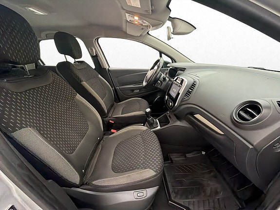 Renault Captur 24 of 30