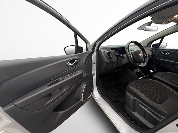 Renault Captur 9 of 30