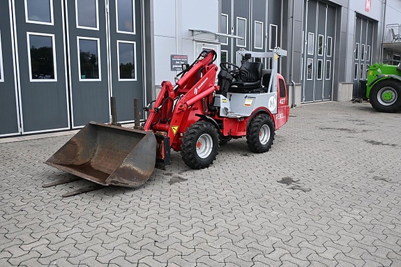 Weidemann 1230 CX 2 of 20