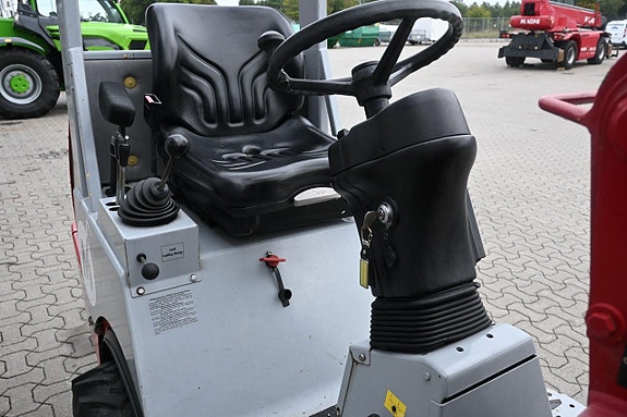 Weidemann 1230 CX 7 of 20