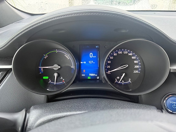 Toyota C-HR 14 of 14