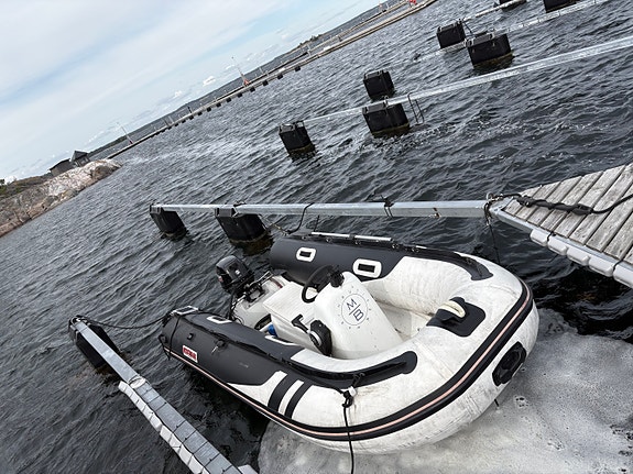 Suzumar350 lättkörd båt för hela familjen (91 000 nypris) 2 of 4