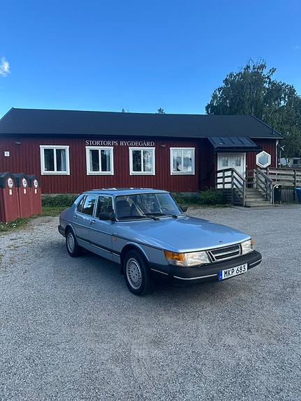 Saab 900 6 of 6