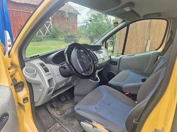Renault Trafic 6 of 7