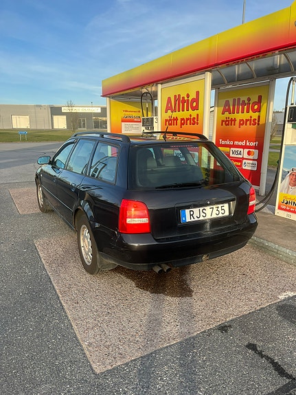 Audi A4 2 of 6