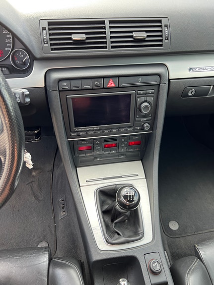 Audi S4 8 of 13