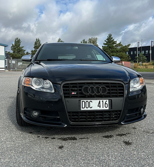 Audi S4 2 of 13