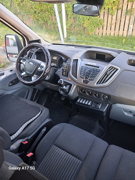 Ford Transit 10 of 10