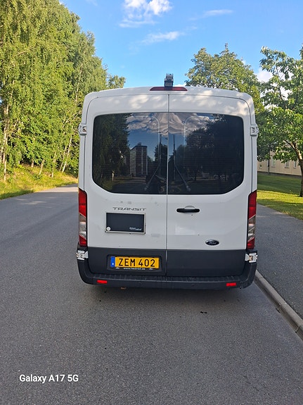 Ford Transit 4 of 10