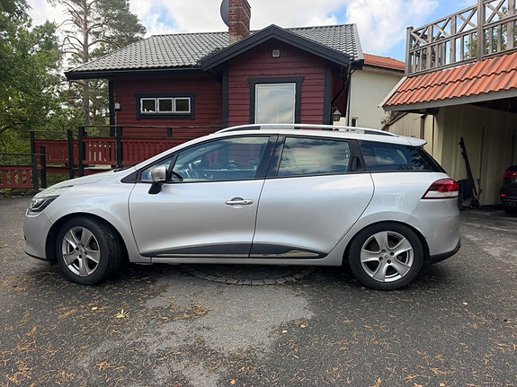 Renault Clio 3 of 6