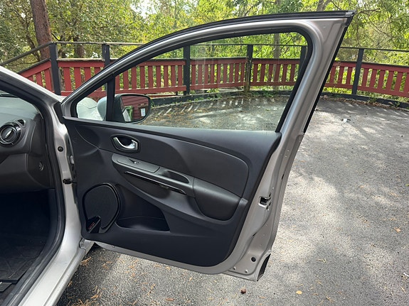 Renault Clio 6 of 6