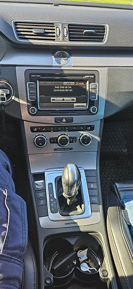 Volkswagen Passat 3 of 4