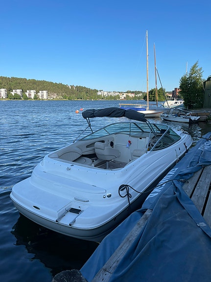 Maxum 2300 SC - MerCruiser 5.7 V8 - Inkl Rejäl trailer 3 of 9
