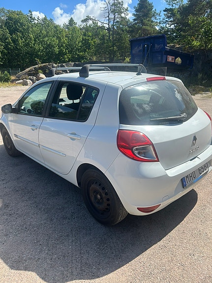 Renault Clio 4 of 6