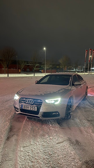 Audi A5 2 of 6