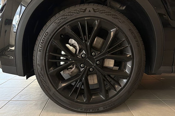 Lynk & Co 01 19 of 27