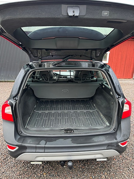Volvo XC70 7 of 7