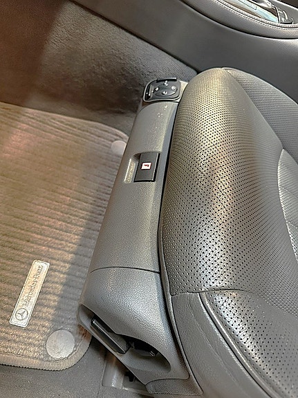 Mercedes-Benz CLS500 11 of 11