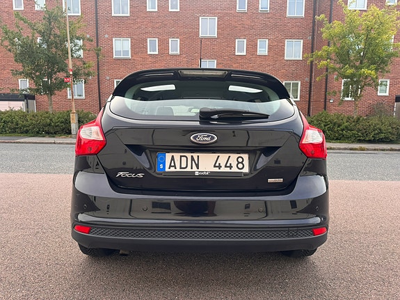 Ford Focus 7 of 17