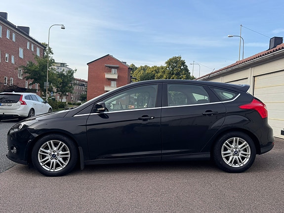 Ford Focus 3 of 17