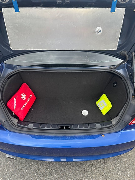 BMW 320i 9 of 10