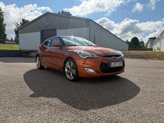 Hyundai Veloster 4 of 15