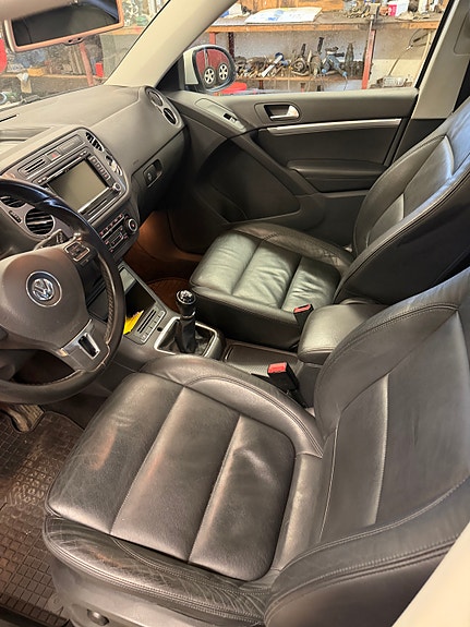 Volkswagen Tiguan 10 of 13