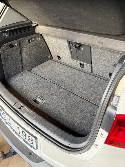 Volkswagen Tiguan 5 of 13