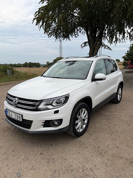 Volkswagen Tiguan 2 of 13