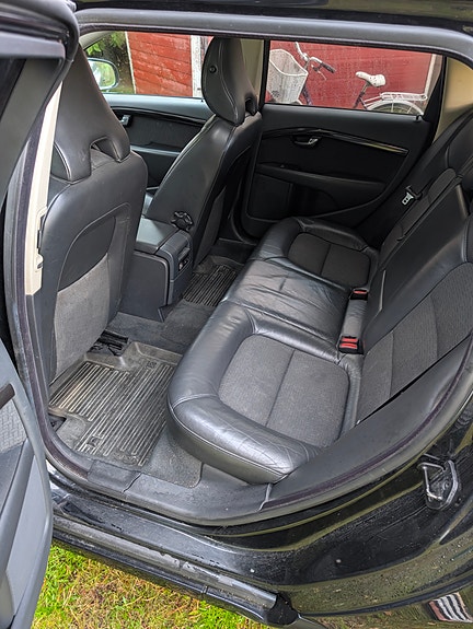 Volvo V70 5 of 9