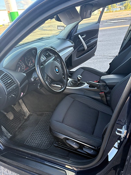 BMW 118d 10 of 11