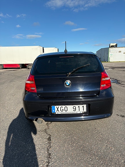 BMW 118d 5 of 11