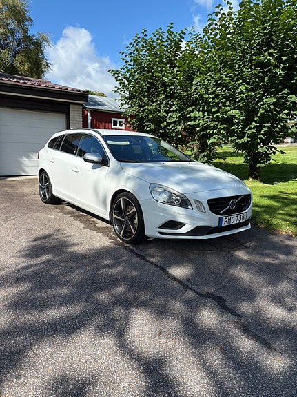 Volvo V60 3 of 9