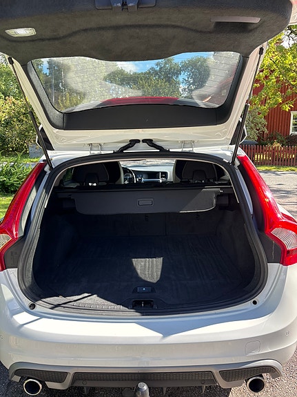 Volvo V60 8 of 9