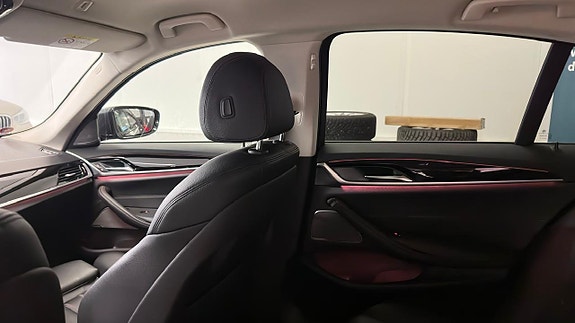 BMW 520d 16 of 30