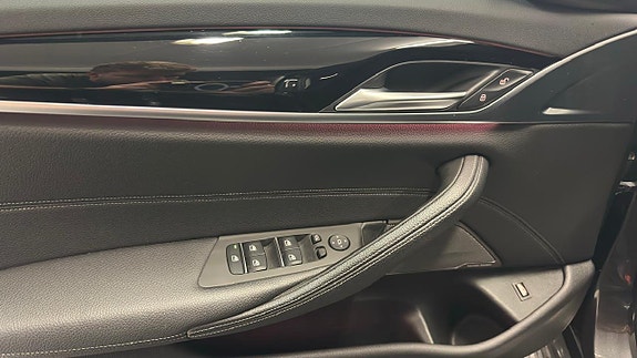 BMW 520d 9 of 30