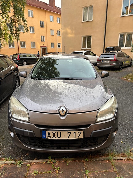 Renault Megane III 3 of 16