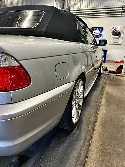 BMW 325Ci 4 of 30