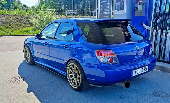 Subaru Impreza 4 of 7