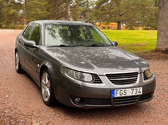 Saab 9-5 2 of 12