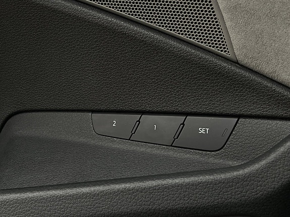 Audi e-tron 15 of 30